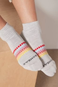 Honeycomb Stripe Quarter Sock -Fashion Clothing & Accessories 101q62 sphs 01p lifestyle 12