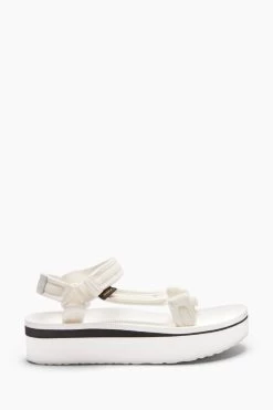 Teva Mesh Flatform