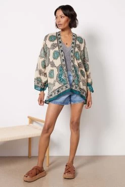 Medalian Wrap -Fashion Clothing & Accessories 34830 3