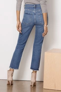 AGOLDE Riley High Rise Straight -Fashion Clothing & Accessories a056b 1370 reshoot 3