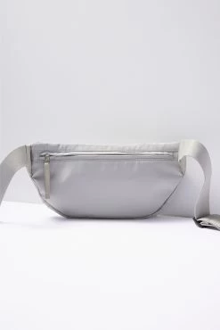 Varley Lasson Belt Bag -Fashion Clothing & Accessories ar0111 3 1