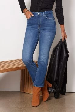 GOOD AMERICAN Good Legs Straight Jean
