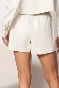 GOOD AMERICAN Better Than Leather Short -Fashion Clothing & Accessories gwb0069 4