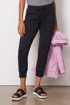 Beyond Yoga Heather Rib Street Jogger