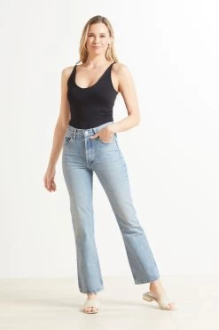 FREE PEOPLE Seamless V Neck Cami -Fashion Clothing & Accessories ob1327104 reshootblack1 3