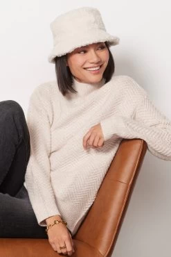 Ally Sherpa Bucket Hat -Fashion Clothing & Accessories rac11452 1