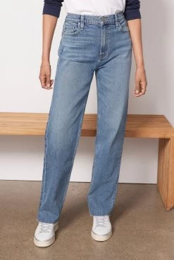 Hudson Remi High Rise Straight Jean