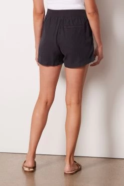 Arlie Day Short -Fashion Clothing & Accessories wbc0003 wb 3