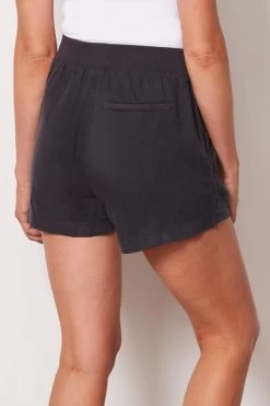 Arlie Day Short -Fashion Clothing & Accessories wbc0003 wb 4