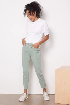 Gigi Terry Tee -Fashion Clothing & Accessories zt231321e white 3